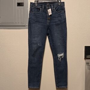 NWT, J Crew Factory 9" Mid-Rise Skinny Button-Fly Jeans Distressed, Size 29